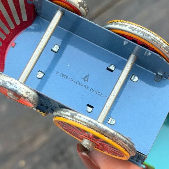 Vintage 1989 & 1998 Hallmark Train 25TH Anniversary Ornament "TIN LOCOMOTIVE" - Picture 7 of 13